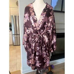 In Bloom by Jonquil Women's Purple Floral Satin Robe Size M/L 6-12 NEW